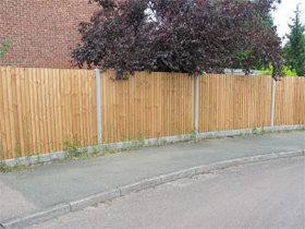 Closeboard fencing with concrete posts in Dorking - RB Fencing Ltd, Fencing Contractors